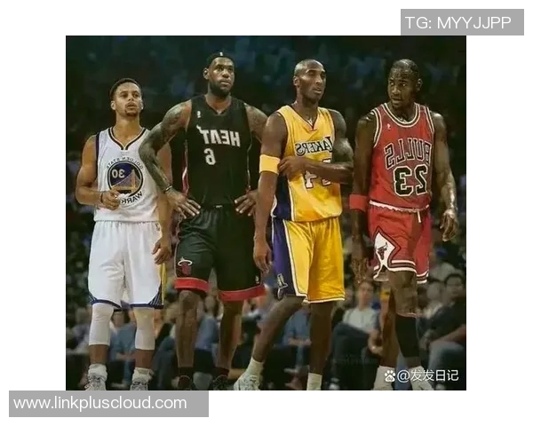 乔丹与足球明星亲密互动共话体育精神与传奇时刻