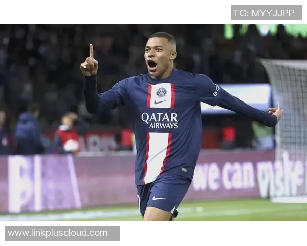 最没钱的足球明星背后的故事与奋斗历程揭秘