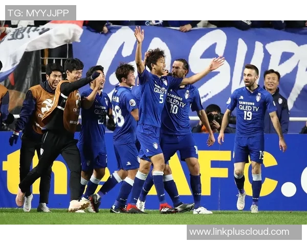 太阪钢与鹿岛鹿的激烈对决揭示日本足球的竞争魅力与未来发展潜力